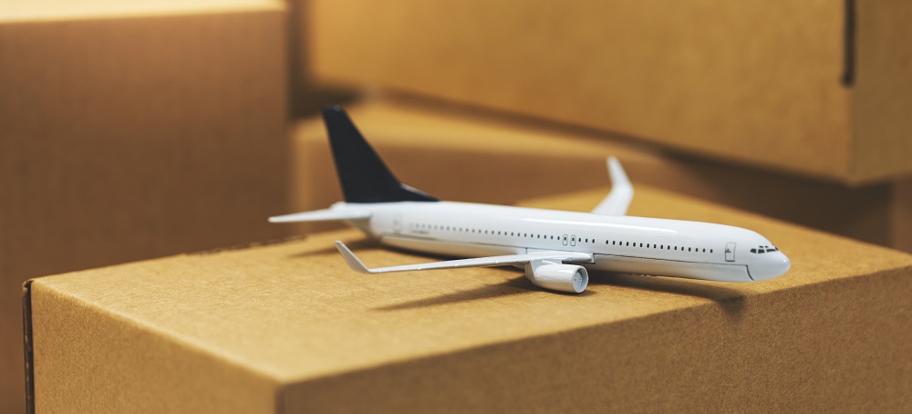 8 Reasons to Use Air Freight Services